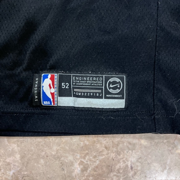 Toronto Raptors city jerseys - Picture 4 of 8